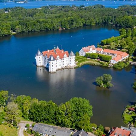 Ferienwohnung Am Schlosspark Glücksburg Esterno foto